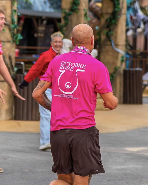 Fabrikus World · Vias court en rose — photo 32